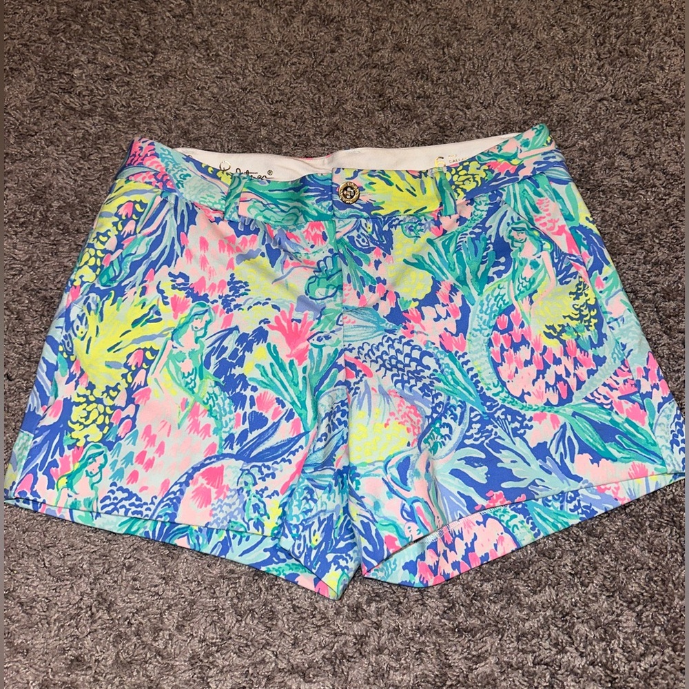 Lily Pulitzer size 6 Callahan Stretch 5’ inseam short bright blue pink green